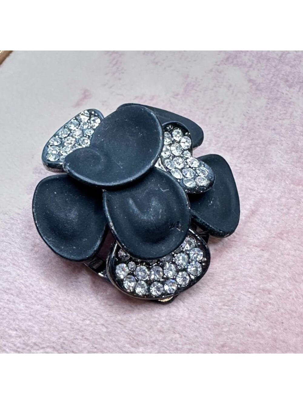 Black Matte Flower Scarf Clip With Crystal Accents Vintage Style - Picture 2 of 10